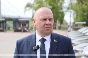 Ключи от 20 легковых автомобилей получили учреждения здравоохранения Брестской области