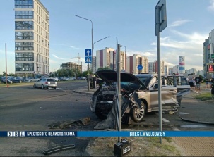 Подробности ДТП на Махновича в Бресте