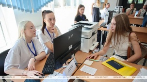 Более 20 тыс. абитуриентов подали документы в вузы за первые два дня приема