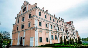 Крупный клад монет XVI-XVII веков экспонируется в музее Белорусского Полесья