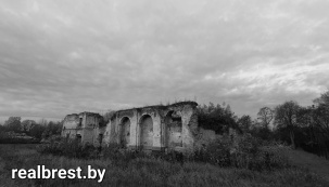 Звуки из подземелий Бернардинского монастыря, напоминающие странное пение