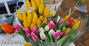 Цветы — самый ожидаемый подарок для женщин на 8 Марта