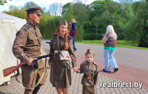 Впечатления от прогулки в Брестской крепости в военной форме