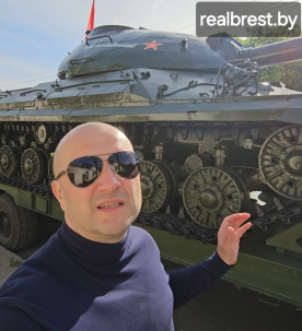 В Бресте на репетиции показали боевую машину Победы - тяжёлый танк семейства «ИС»