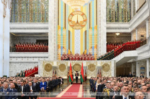 Лукашенко поблагодарил соратников и обратился к соперникам