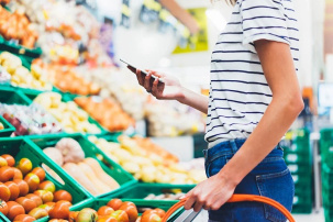 Инфляция в Беларуси вышла из-под контроля: подорожали сезонные продукты