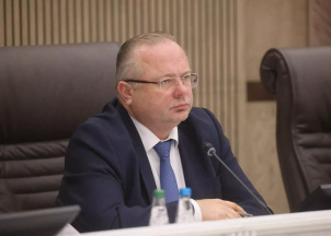 Герасимов: приняты меры против вывода капитала в недружественные страны