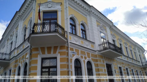 Школьные принадлежности, одежда, игры. Столетнюю историю образования отразят на выставке в Бресте