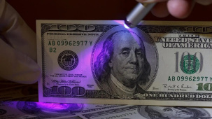 Нацбанк готовит новое правило для банков по приему долларов с плесенью