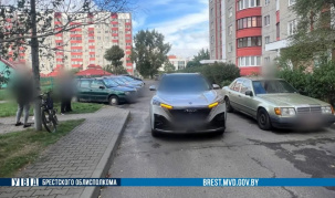 Водитель «Dongfeng» сбил 11-летнего велосипедиста во дворах на ул. Сябровской