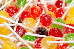 Сладости из Китая и России запретили в Беларуси – причина вам не понравится