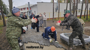 Республиканский субботник проходит сегодня в Беларуси. Репортаж из Бреста