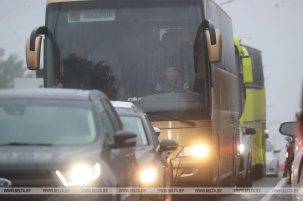 Почти 3 тысячи легковушек стоит на границе Беларуси с Польшей