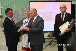 В агрогородке Черни чествовали заслуженных работников аграрной отрасли Брестчины
