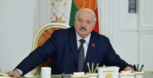 Лукашенко предупредил чиновников об "украинской заразе"