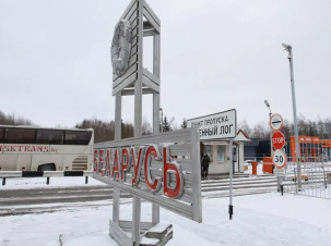 Литовским прицепам и полуприцепам разрешили передвижение по Беларуси