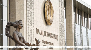 Лукашенко проанонсировал разговор с руководством армии и силовых структур