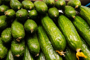 "Испанская хурма дешевле белорусских огурцов?" Белоруска возмутилась ценой – не все согласны