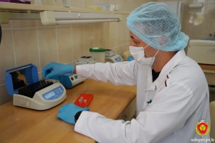 Доказать родство с умершим: в Бресте мужчина обратился за генетической экспертизой после смерти отца