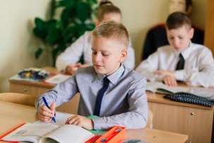 "Экстремисты" теперь не смогут работать с детьми – изменился закон обеспечения прав детей