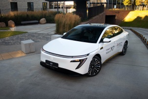 В Беларуси рухнули цены на хайповый автомобиль Nissan. Смотрите, как дешево