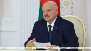 "Люди хотят жить в своей стране свободно". Лукашенко о недопустимости перегибов в работе контролеров
