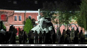 Война принесла много горя, и надо помнить, благодаря кому мы живем - потомки защитника Брестской крепости