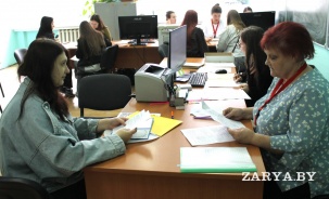 Как в вузах Бреста проходит прием документов от абитуриентов