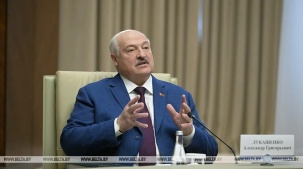 Лукашенко указал на факты "крышевания" расхитителей топлива со стороны правоохранителей