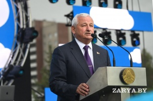 Петр Пархомчик поздравил брестчан с Днем города