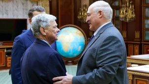 Лукашенко: США не требуют от Беларуси разрыва связей с Россией