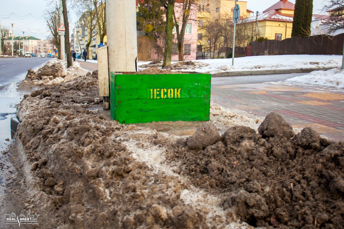 Кто и для чего превращает Брест в «болото»?