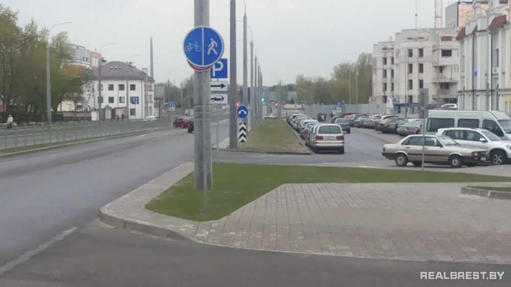 Шок от велосипедных дорожек на Машерова