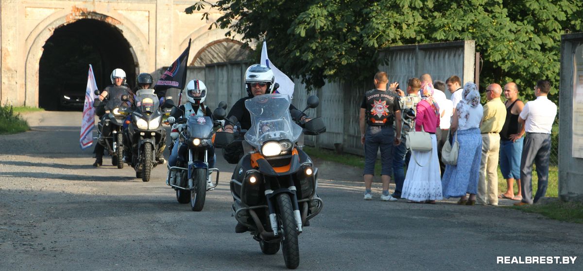 Религиозные неразберихи в Брестской крепости