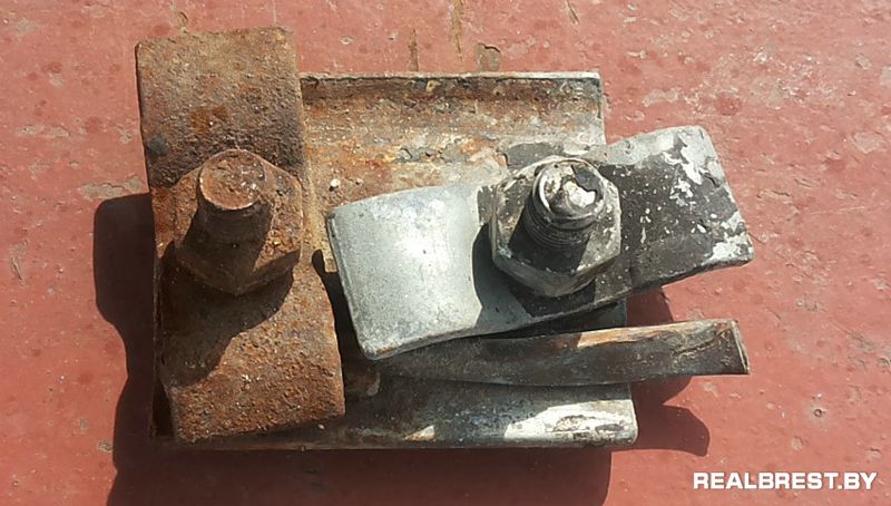 Вор оставил на месте преступления свой телефон