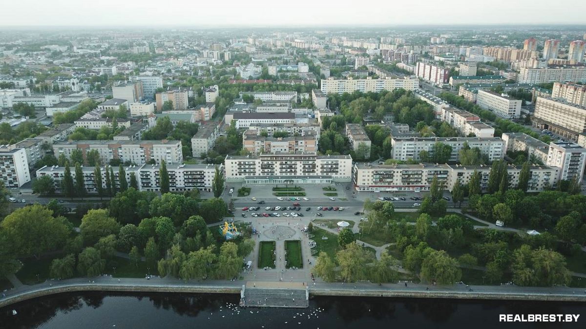 Птичий взгляд на Брест с земли в 5D