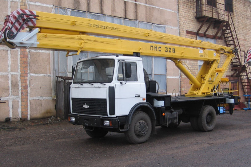 Как устроена и где применяется автомобильная вышка?