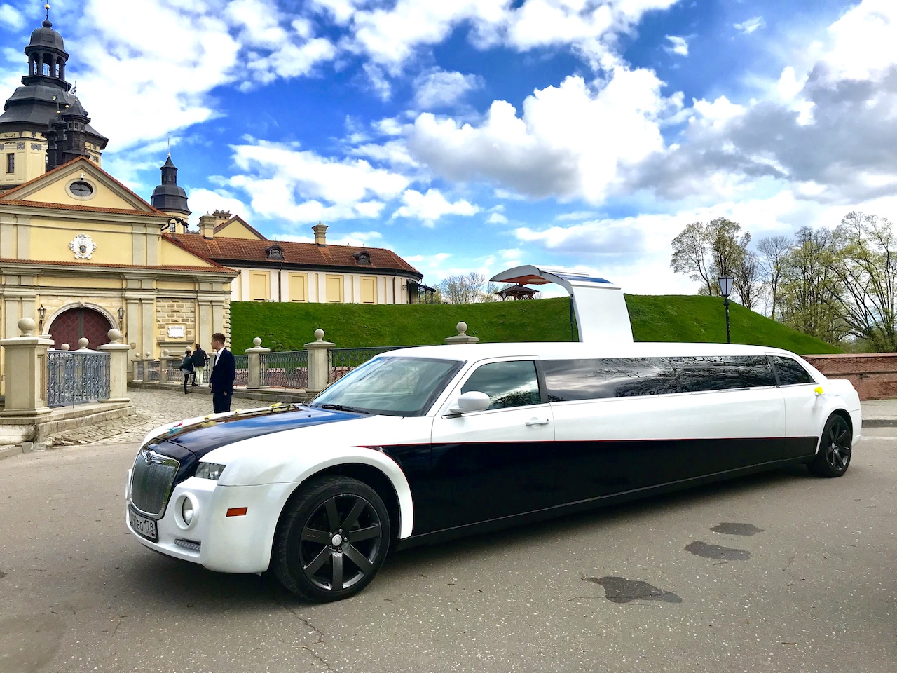 лимузин на сввадьбу