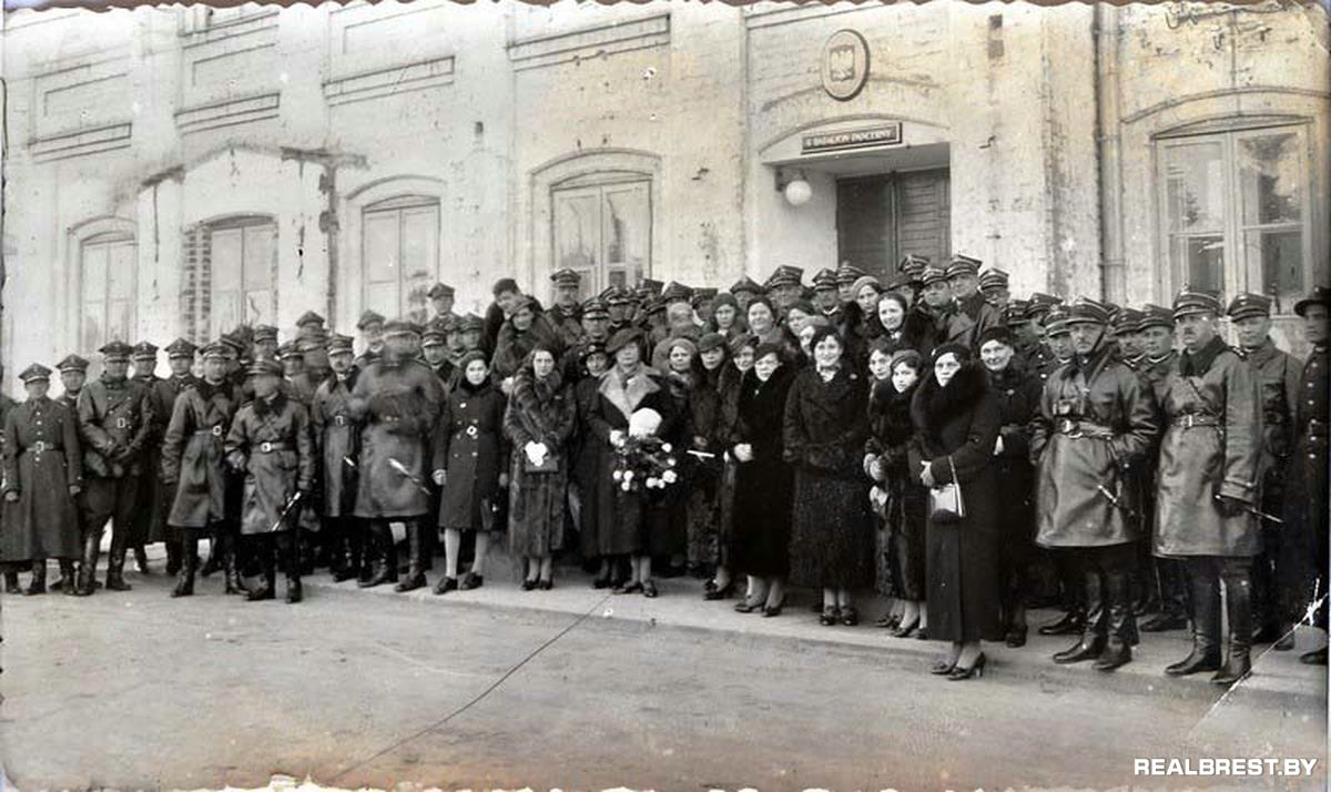Над бугом. Река буг брест. Брест 1019 год. Брест 19 век. Брест город над бугом.